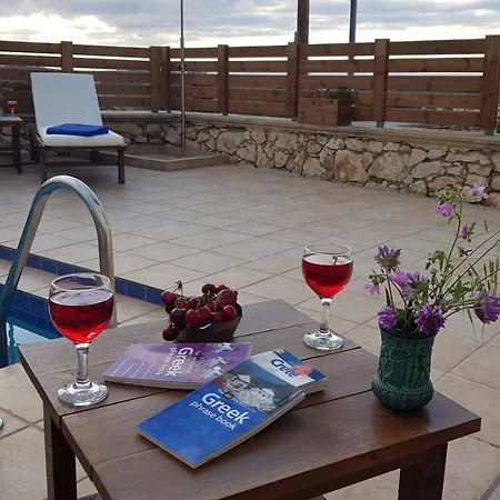 Sharon's Stone Villa Rethymno