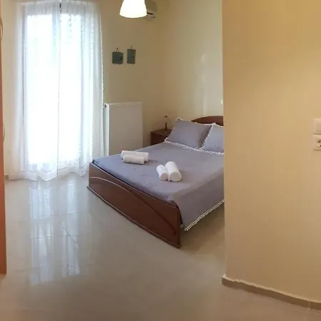 Sharon's Stone Rethimno